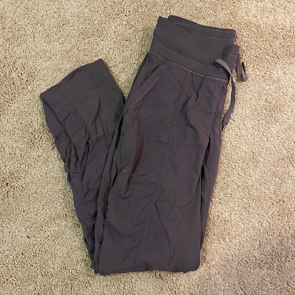 Lululemon Dance Studio Cropped Pants